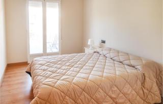 Awesome Apartment In Alicante With Wifi - Alicante - 1