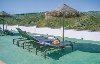 5 Bedroom Stunning Home In El Borge - Borge - 2
