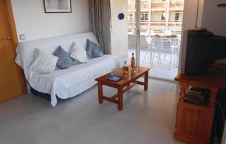 1 Bedroom Nice Apartment In Blanes - 4