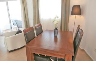 2 Bedroom Beautiful Apartment In Sucina - Sucina - 3