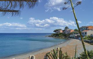 Stunning Apartment In Bastia - 7