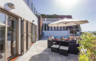 Amazing Home In Almuñecar - 1