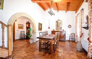 Lovely Home In Roussillon With Kitchen - Roussillon - 5