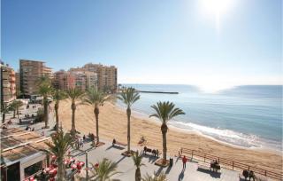 Cozy Apartment In Torrevieja - Torrevieja - 4