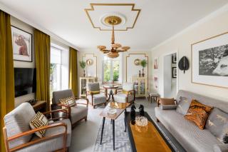 Entire interwar Villa Grabyte by pine forest on the bank of the river- 8min by car from old town - Kaunas - 8