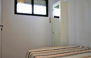 Amazing Apartment In Torrevieja - Torre La Mata - 7