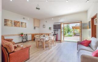 2 Bedroom Amazing Home In Sovramonte - Sovramonte - 8