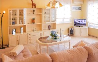 3 Bedroom Amazing Home In Orihuela - La Florida - 9