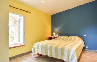 Nice Home In La Chapelle Hermier - La Chapelle-Hermier - 2