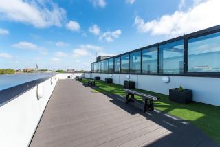 Yugo Explore - Broadstone Hall - 7