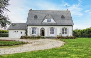 Awesome Home In Surville With Wifi - 9