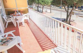 Awesome Apartment In Malgrat De Mar - 9