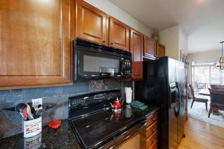 Deer Track Retreat - 1