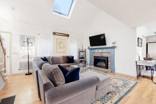Olde Homestead Hideaway - Harwich - 6