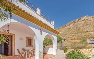 Awesome Home In Iznájar - Iznájar - 4