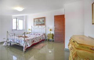 Gorgeous Home In Maria Di Castellabate - 8