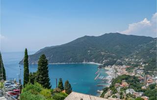 Awesome Home In Moneglia With Kitchen - 9