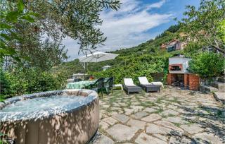 Awesome Home In Moneglia With Kitchen - Moneglia - 1