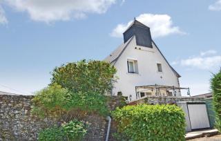 Amazing Home In Ladornac With Kitchen - La Dornac - 0