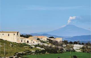 Awesome Home In Nicosia With Wifi - 5