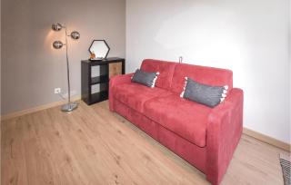 Awesome Home In Ste Cecile Les Vignes - Sainte-Cécile-les-Vignes - 8