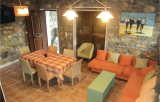 Gorgeous Home In Astros Peleponese - Koútroufa - 9
