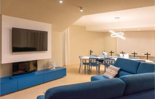 Stunning Home In Sangineto Lido - 8