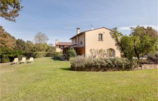 Cozy Home In Pontedera Pi With Wifi - 1