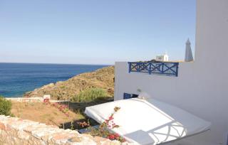 Stunning Home In Ampela, Syros - Megas Yialos-Nites - 4