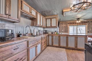 Rustic Retreat - Steps to Pomme De Terre Lake - - 2
