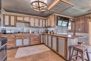 Rustic Retreat - Steps to Pomme De Terre Lake - - 4