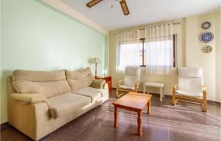 Beautiful Apartment In Torrevieja - Torrevieja - 9