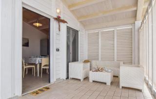 2 Bedroom Lovely Home In Torrenova - Torrenova - 9