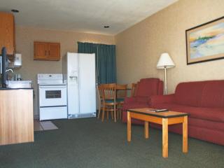 Travelodge by Wyndham Colorado Springs Airport - Peterson SFB - 3