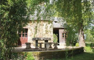 2 Bedroom Nice Home In La Gacilly - 9