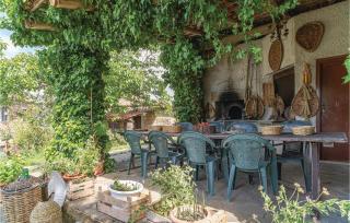 Awesome Apartment In Castellabate Sa - Castellabate - 4