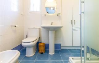 4 Bedroom Lovely Home In Alacant - Muchamiel - 8