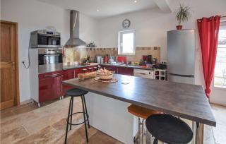 Gorgeous Home In Saint-Saturnin-Lès-Apt - Saint-Saturnin-dʼApt - 9