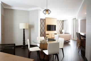 Grey Eagle Resort - Calgary - 9
