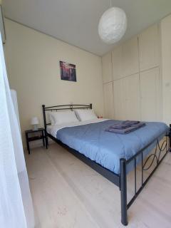 Eleni's seafront apartment - Artemida - 1