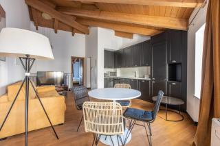 LB Vacation Rentals I Penthouse 1BR - Cannes Center - Marche Forville - 5 min Palais, Croisette & Plages - Cannes - 9