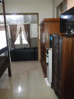 Ndalem Suratin Guesthouse - Yogyakarta - 1