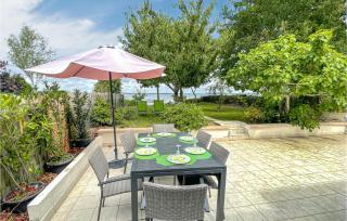 Holiday Home Mesnil St Pere Cottages De Port - 3