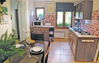 2 Bedroom Beautiful Home In Embry - Embry - 9