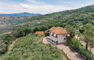 Apt, 7 - Laureana Cilento - 6