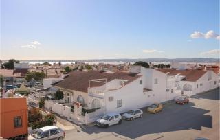 Amazing Apartment In Torrevieja - 8