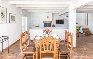Gorgeous Home In Cádiz With Wifi - El Gastor - 6