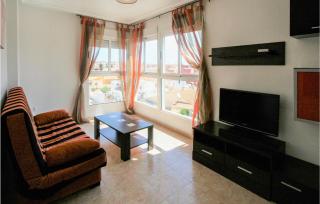 Stunning Apartment In Torrevieja - Torrevieja - 4