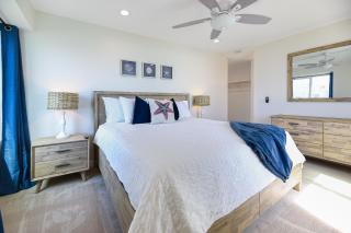 D313 - Sea Blue - Oceanside - 3