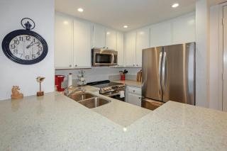 C212 - Sand Tropez - Oceanside - 1